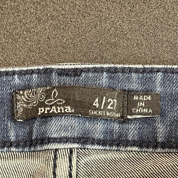 Prana Women's Blue Dark Wash Denim Whiskered Skinny Jeans Size 4 Short - Picture 5 of 11